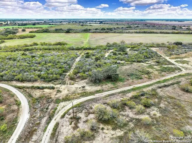 2049 County Road 451 Hondo, TX 78861